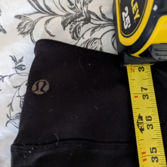 Lululemon workout bundle - Picture 4 of 8